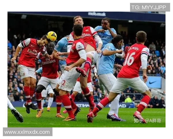 英超激战波尔图与AC米兰战成平局精彩瞬间引发全场热议