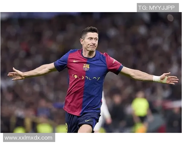 西甲激战国米与巴萨1比1平帽子戏法引发全场狂欢数据分析揭秘