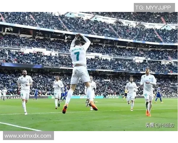 西甲精彩对决尤文图斯逆转那不勒斯帽子戏法引爆全场热情