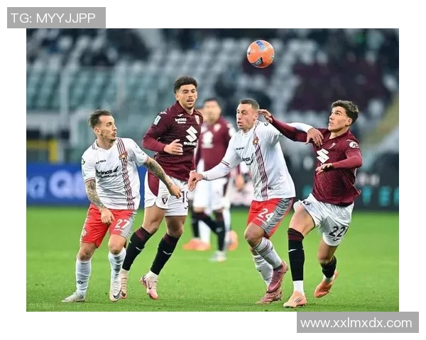 欧联杯惊现冷门多特蒙德与那不勒斯战成平局引发转会热议